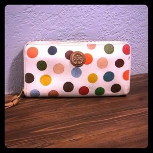 Used Tory Burch Kerrington Zip Wallet